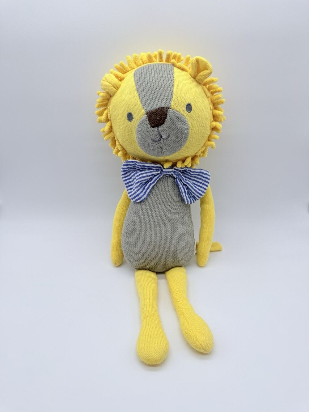 The Peanut Shell Leon The Lion Stuffed Animal Bow Tie Knit No Tag 15.5”